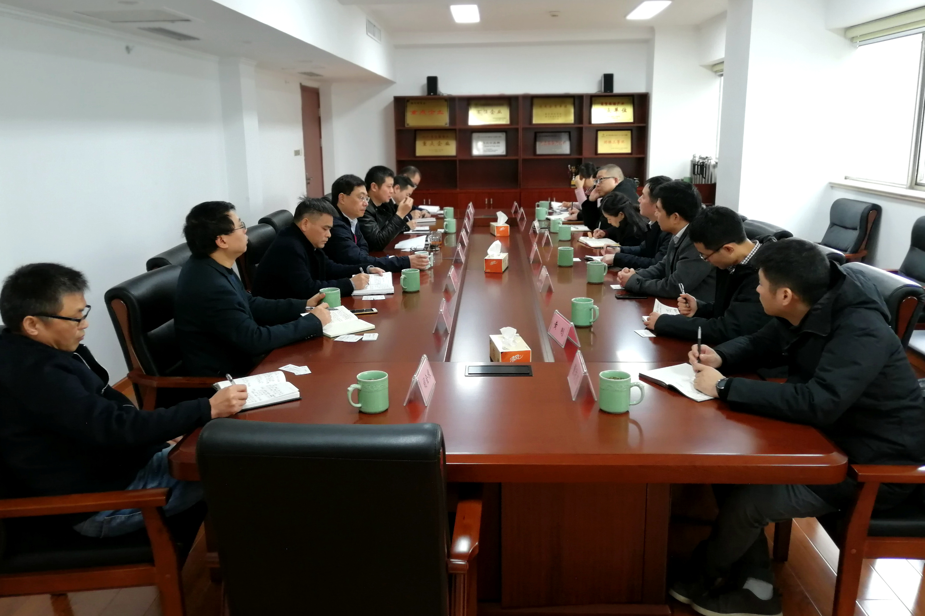 安吉县杜尉栋副县长一行到访LD.COM-乐动(中国)商议茶苗扶贫事宜