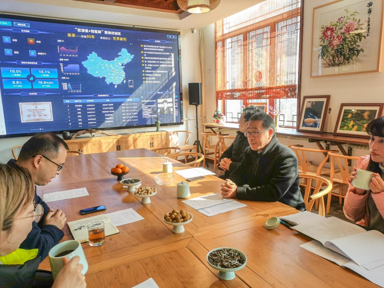 杭州西湖风景名胜区管理委员会副主任余金良一行到LD.COM-乐动(中国)狮峰茶业公司考察调研