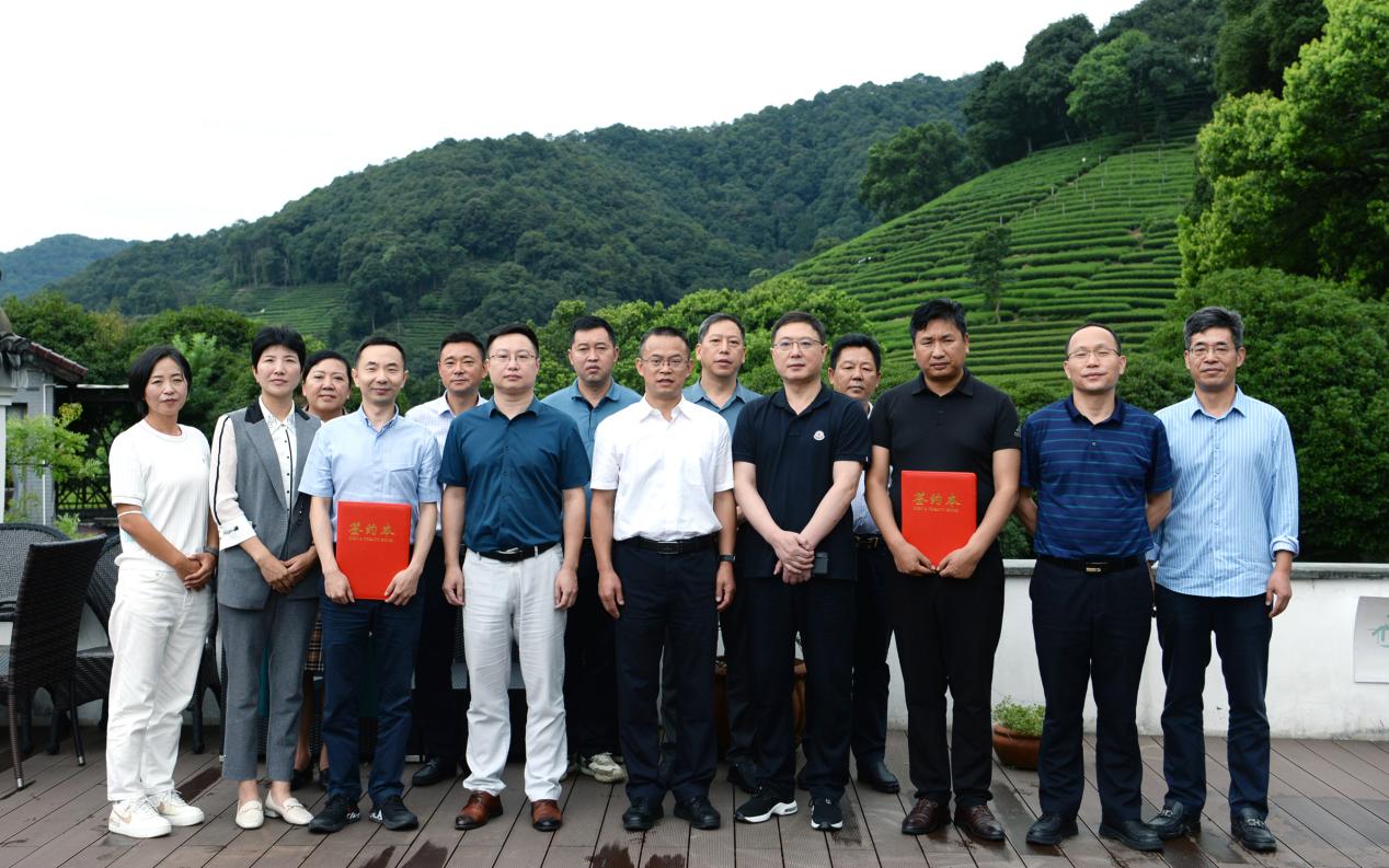 LD.COM-乐动(中国)与四川省甘孜州九龙县签订战略合作协议 LD.COM-乐动(中国)与四川省甘孜州九龙县签订战略合作协议