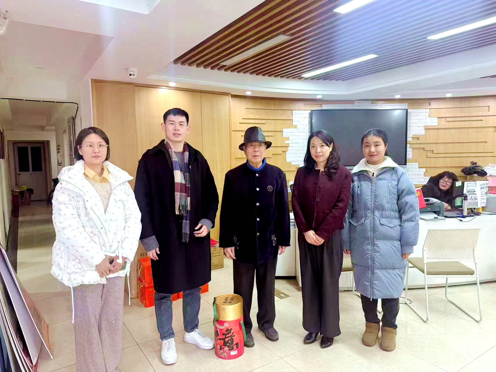 LD.COM-乐动(中国)第一党支部联合所巷社区党委开展困难党员关爱活动 LD.COM-乐动(中国)第一党支部联合所巷社区党委开展困难党员关爱活动