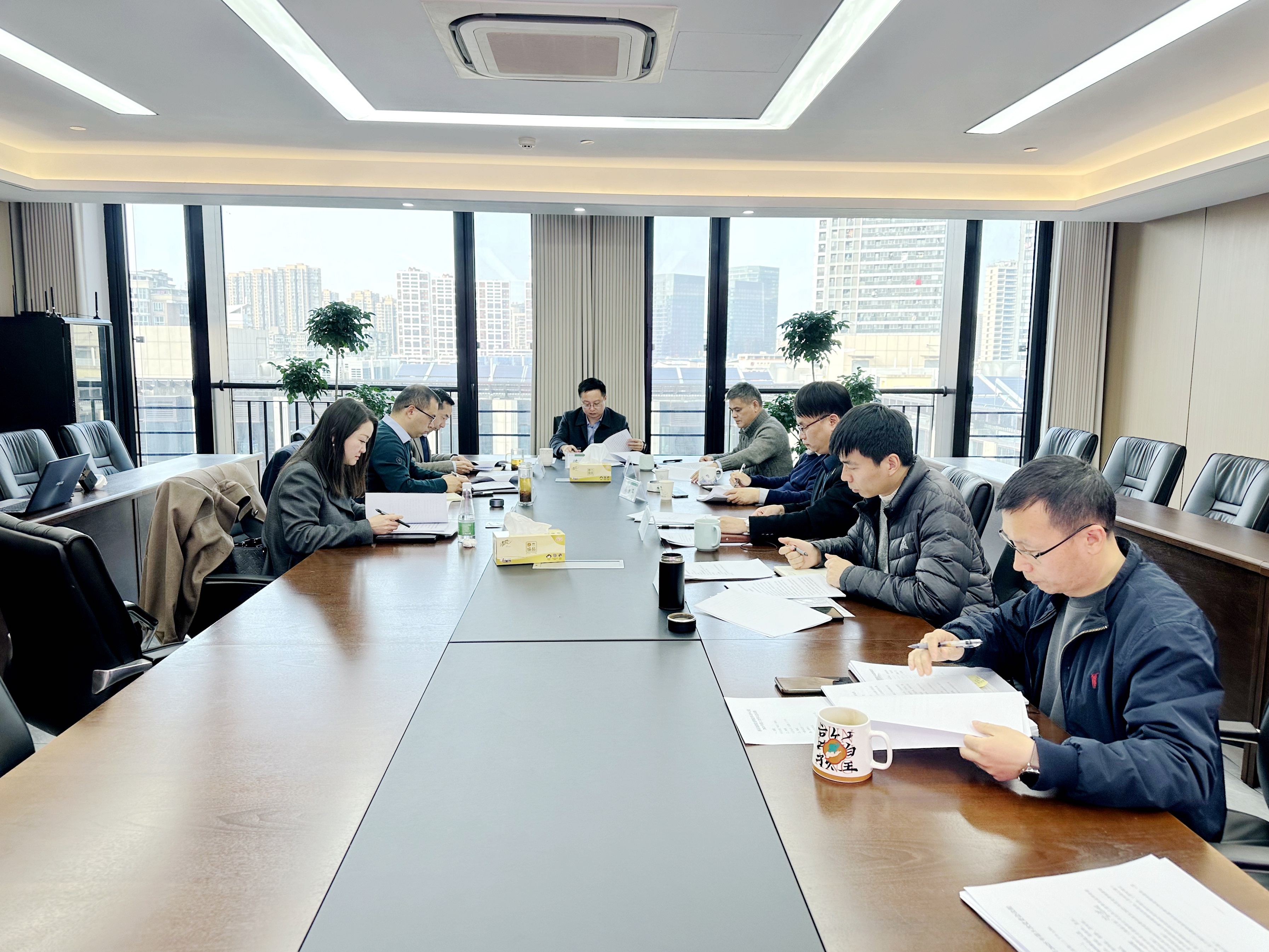 LD.COM-乐动(中国)党委理论学习中心组专题学习全国“两会”精神 LD.COM-乐动(中国)党委理论学习中心组专题学习全国“两会”精神